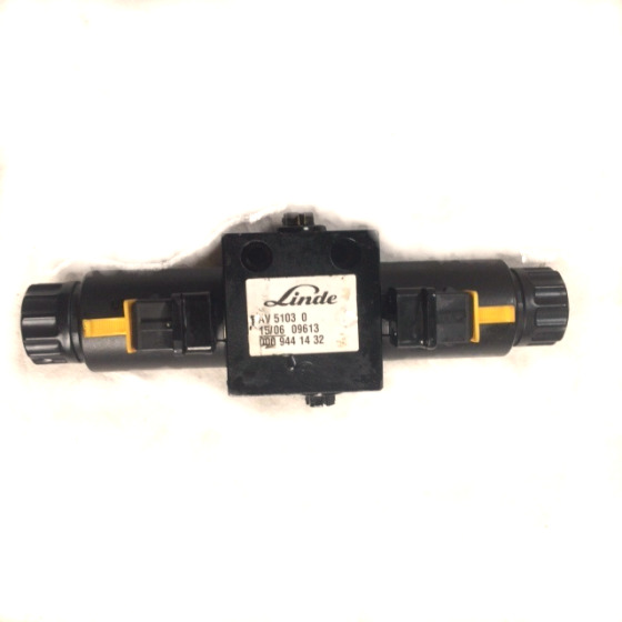 Directional control valve for Linde - Valve hydraulique pour Matériel de manutention: photos 1 Directional control valve for Linde - Valve hydraulique pour Matériel de manutention: photos 1