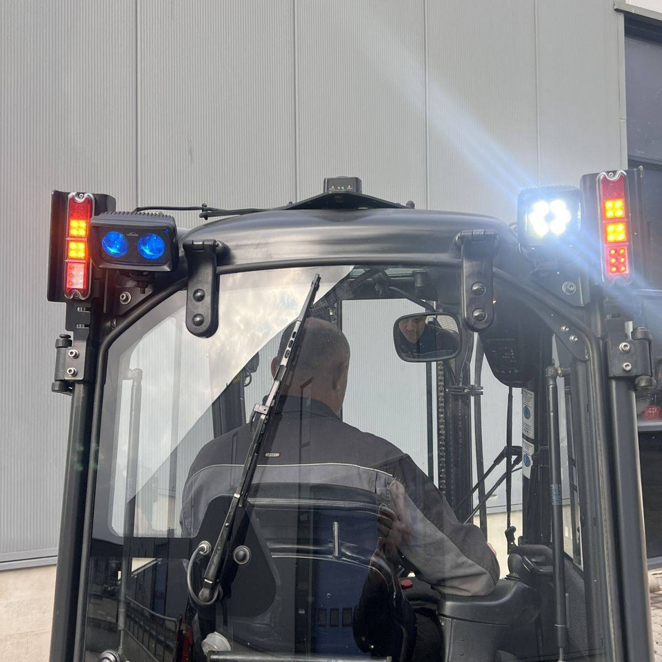 Chariot élévateur électrique Linde E16P (386-02) EVO: photos 18 Chariot élévateur électrique Linde E16P (386-02) EVO: photos 18