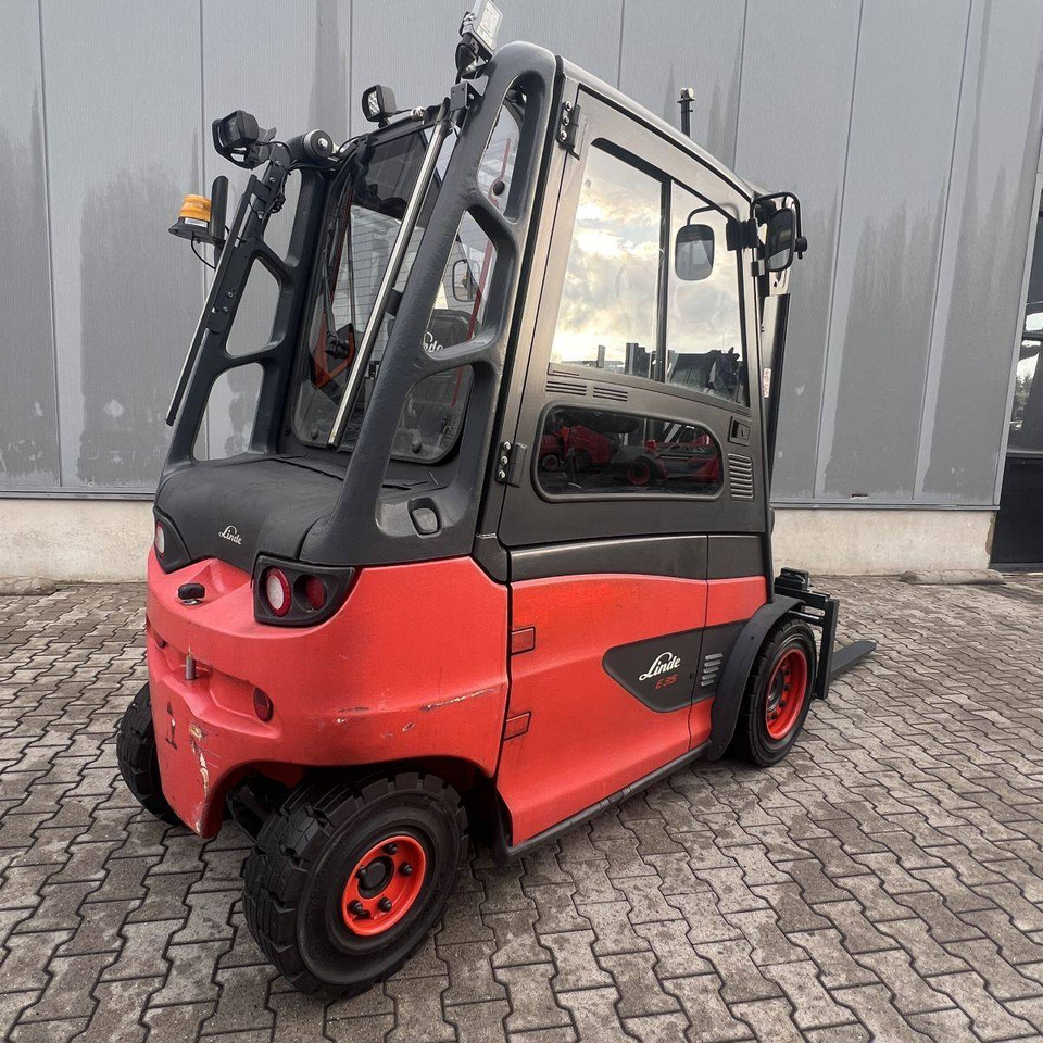 Linde E35/600H (388) - Chariot élévateur électrique: photos 2 Linde E35/600H (388) - Chariot élévateur électrique: photos 2