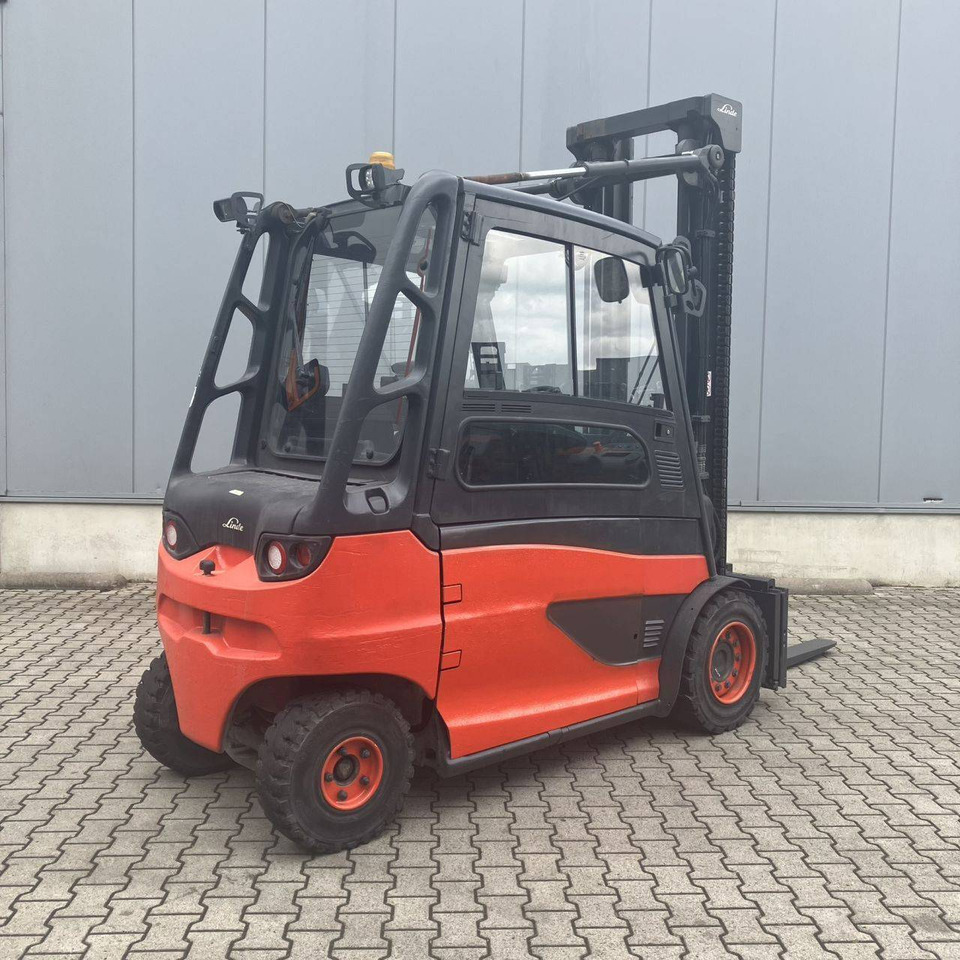 Linde E45/600HL (388) - Chariot élévateur électrique: photos 2 Linde E45/600HL (388) - Chariot élévateur électrique: photos 2