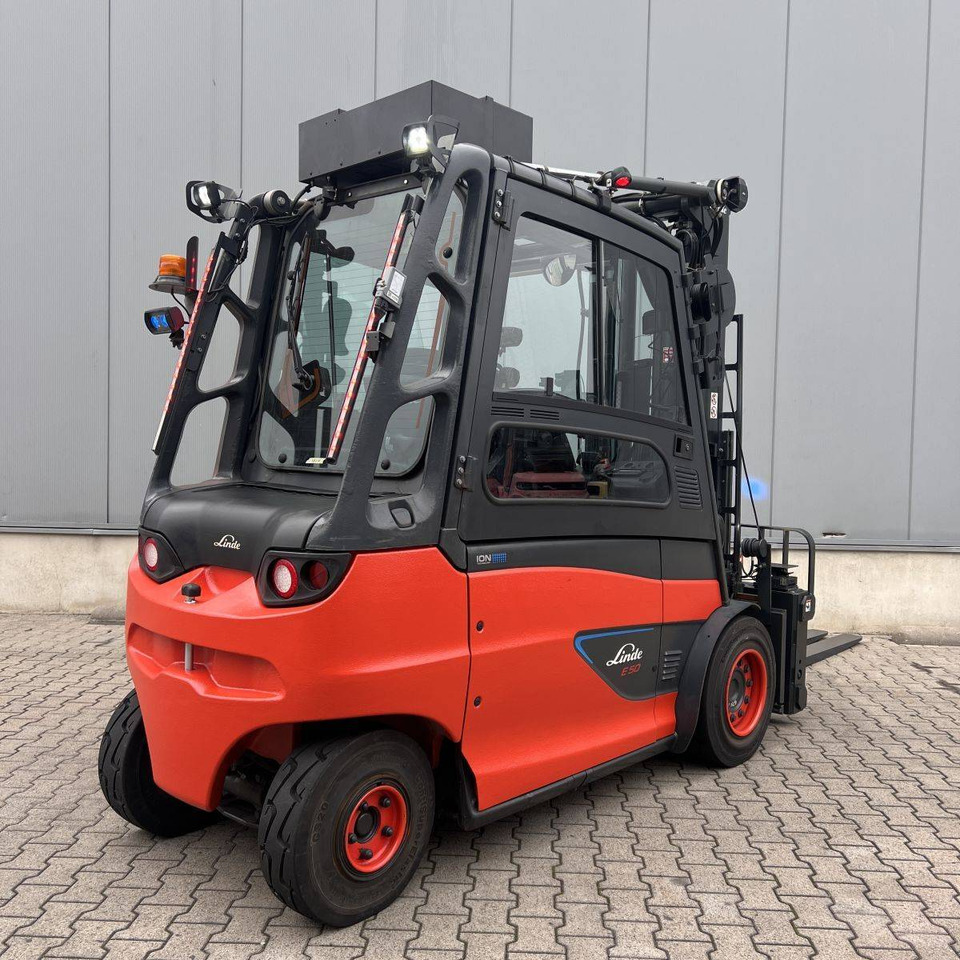 Linde E50/600HL (388) - Chariot élévateur électrique: photos 2 Linde E50/600HL (388) - Chariot élévateur électrique: photos 2