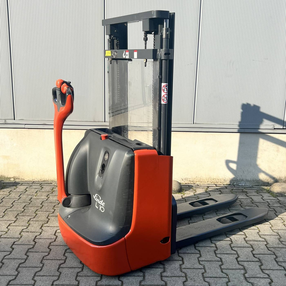 Linde L10 (1172) - Gerbeur: photos 1 Linde L10 (1172) - Gerbeur: photos 1