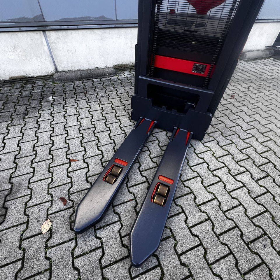 Linde L16 (1173) - Gerbeur: photos 4 Linde L16 (1173) - Gerbeur: photos 4