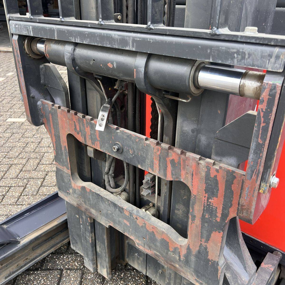 Chariot à mât rétractable Linde R14HD (1120): photos 18