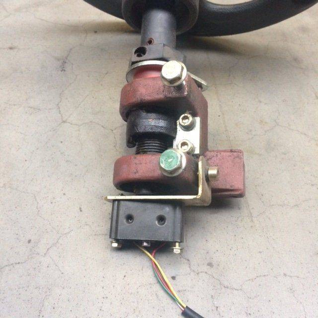 Steering Column with Steering wheel for Linde - Volant pour Matériel de manutention: photos 2 Steering Column with Steering wheel for Linde - Volant pour Matériel de manutention: photos 2