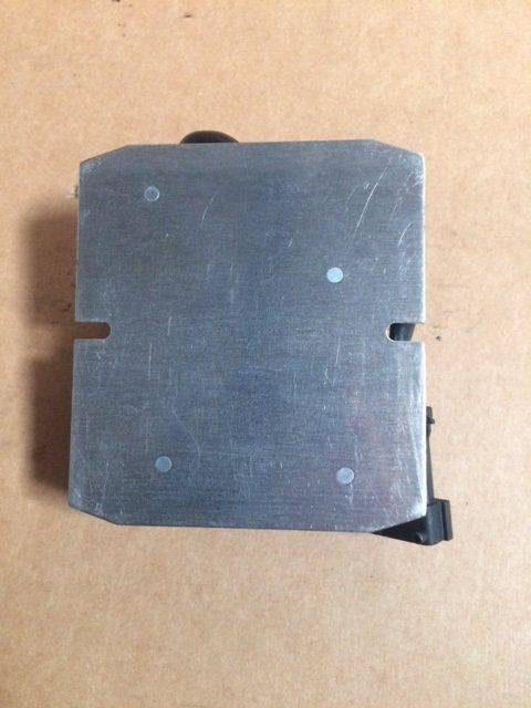 Transformer Voltage for Linde E20/25/30-02, Series 336-02 - Système électrique pour Matériel de manutention: photos 2 Transformer Voltage for Linde E20/25/30-02, Series 336-02 - Système électrique pour Matériel de manutention: photos 2