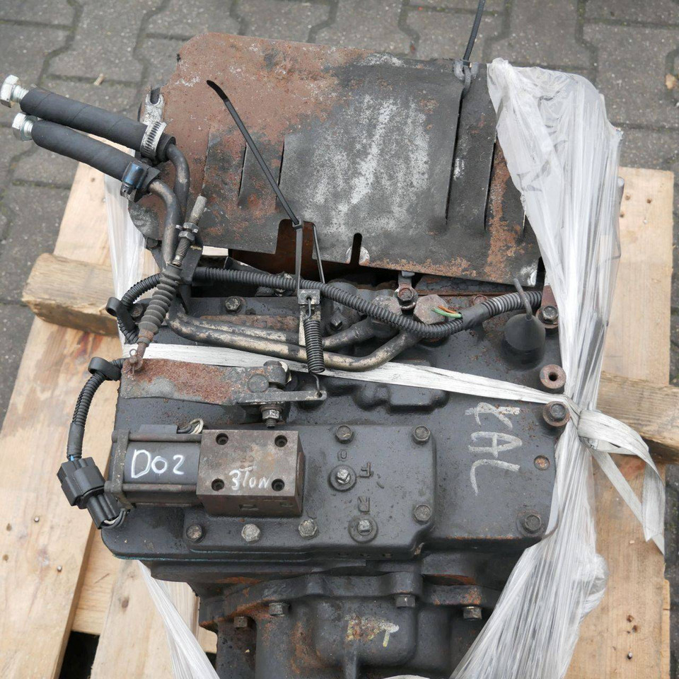 Transmission for Nissan D02 - Transmission pour Matériel de manutention: photos 3 Transmission for Nissan D02 - Transmission pour Matériel de manutention: photos 3