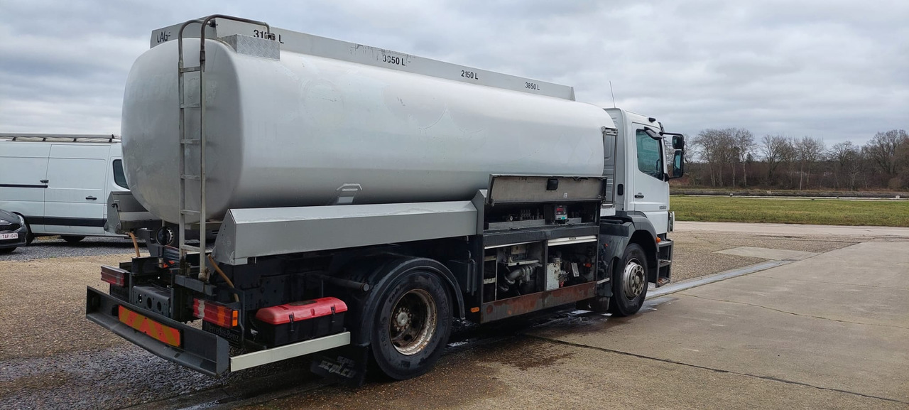 Camion citerne MERCEDES: photos 8