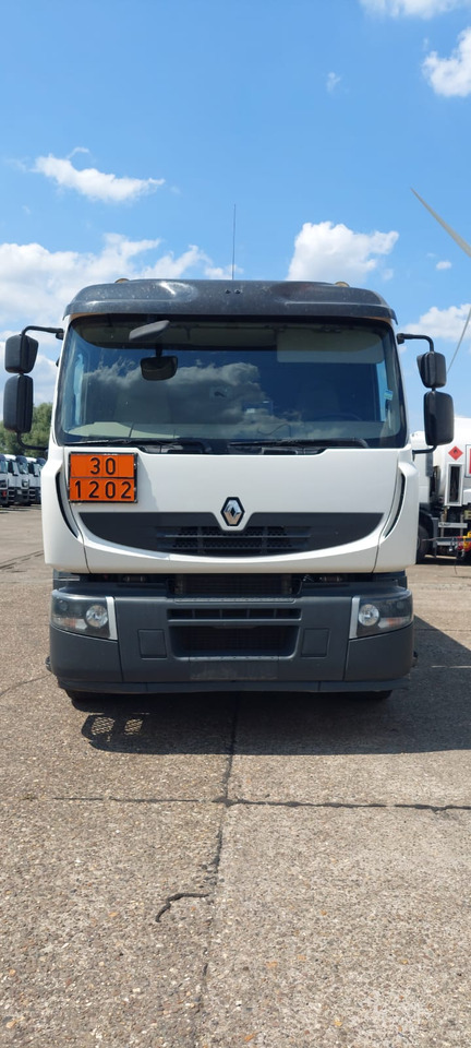 RENAULT - Camion citerne: photos 3 RENAULT - Camion citerne: photos 3
