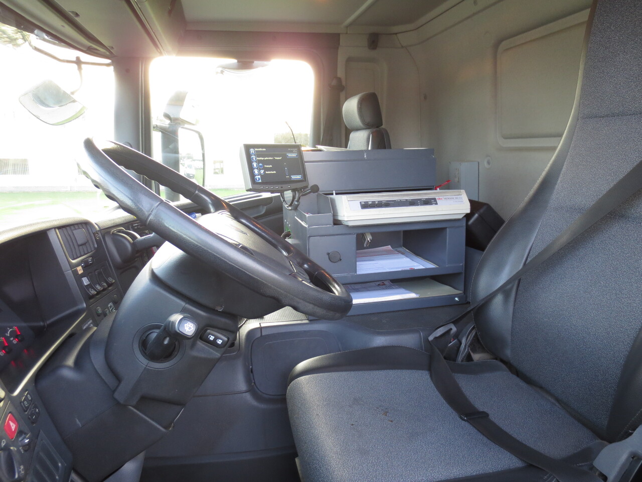 Camion citerne Scania P310: photos 5 Camion citerne Scania P310: photos 5