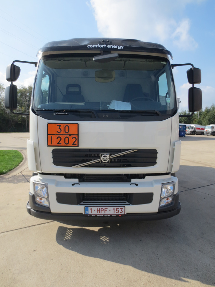 VOLVO FL - Camion citerne: photos 3 VOLVO FL - Camion citerne: photos 3