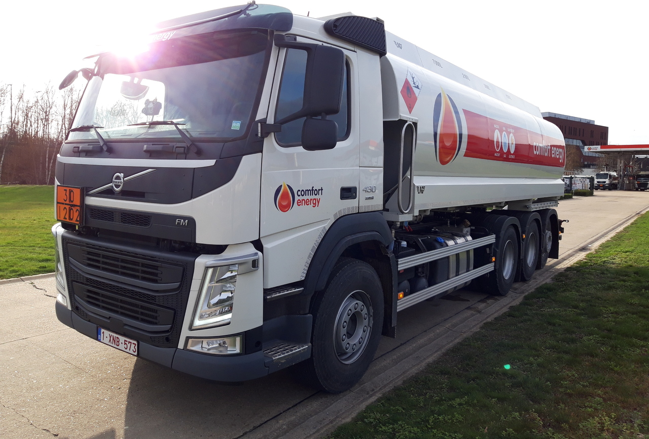 VOLVO FM - Camion citerne: photos 1 VOLVO FM - Camion citerne: photos 1