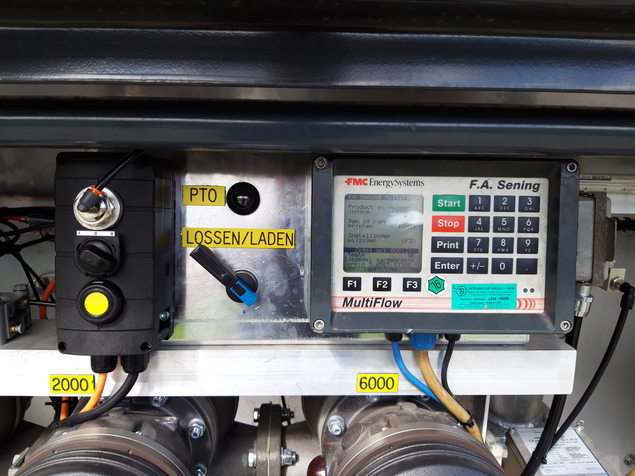 VOLVO FM - Camion citerne: photos 4 VOLVO FM - Camion citerne: photos 4