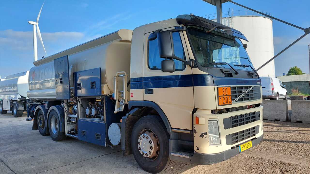 Camion citerne VOLVO FM: photos 8