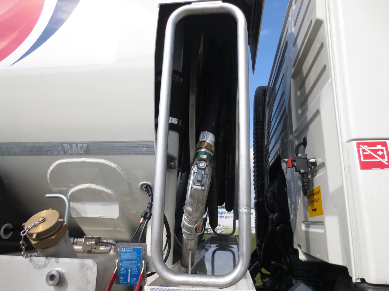 Camion citerne Volvo FM: photos 6