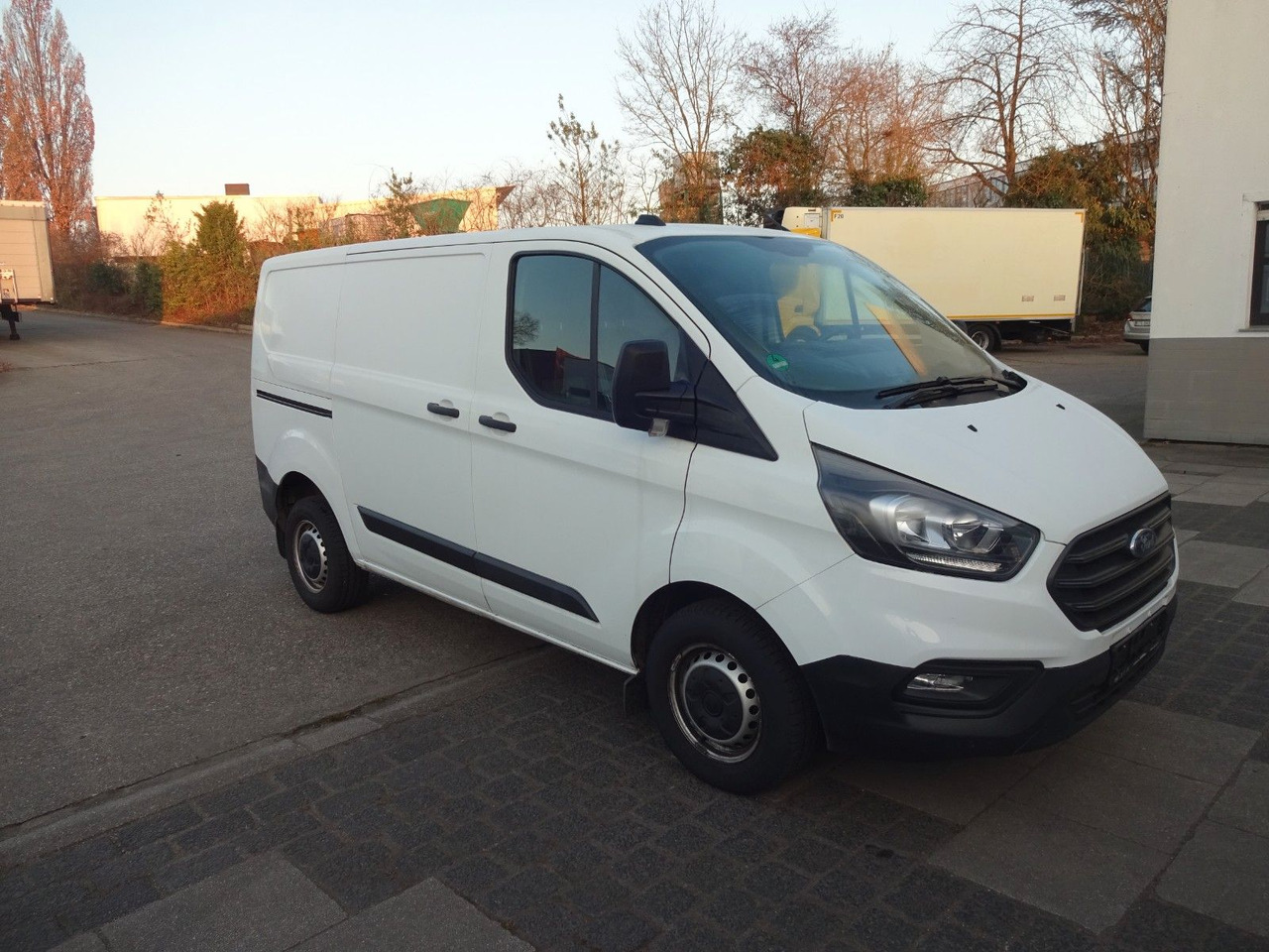 Ford Transit Custom Kasten 280 L1H1, PDC - Fourgon utilitaire: photos 3 Ford Transit Custom Kasten 280 L1H1, PDC - Fourgon utilitaire: photos 3
