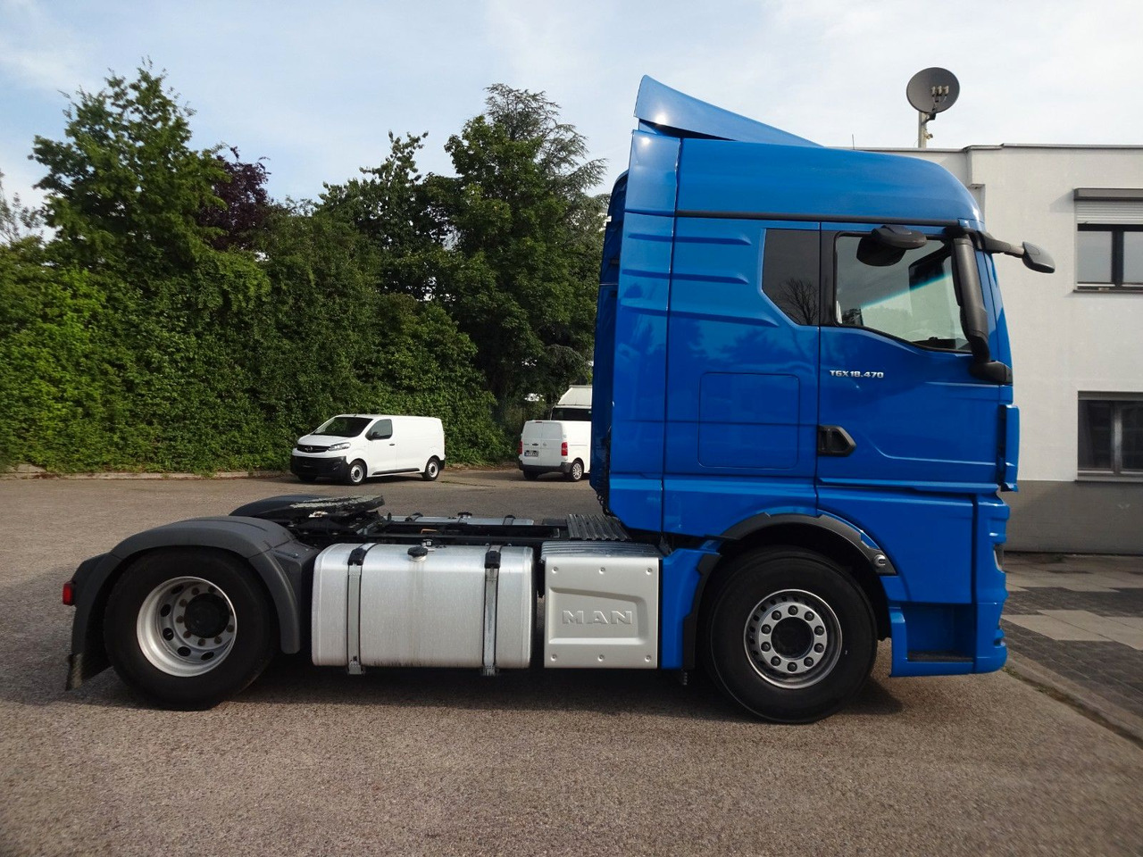 Tracteur routier MAN TGX 18.470, XLX, ACC, 2 x Tank: photos 8 Tracteur routier MAN TGX 18.470, XLX, ACC, 2 x Tank: photos 8