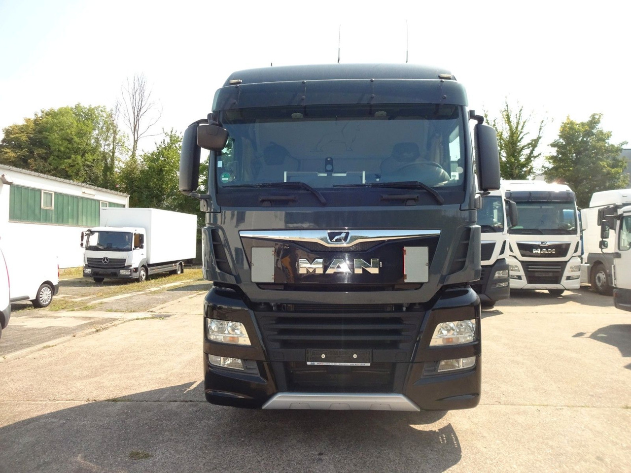 MAN TGX 18.470, XLX, Intarder, ACC, 2 Tank, Standkl - Tracteur routier: photos 2 MAN TGX 18.470, XLX, Intarder, ACC, 2 Tank, Standkl - Tracteur routier: photos 2