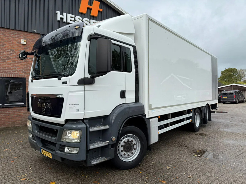 MAN TGS 26.320 Koffer Stuuras AHK 2.500KG LBW 319.460KM! NL Truck - Camion fourgon: photos 1 MAN TGS 26.320 Koffer Stuuras AHK 2.500KG LBW 319.460KM! NL Truck - Camion fourgon: photos 1
