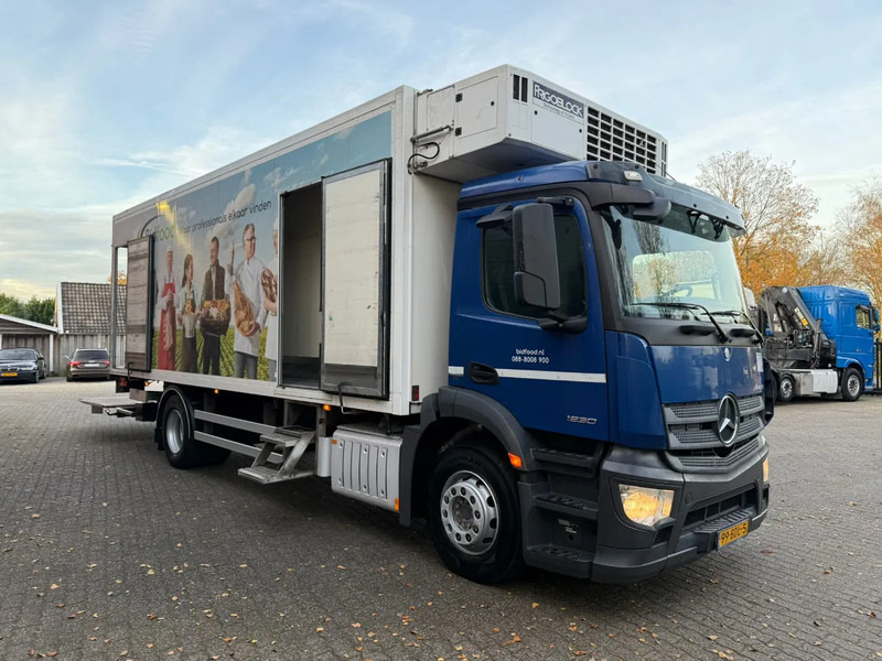Mercedes-Benz Antos 1930 Frigoblock Dual temp 3 compartiments LBW AHK 319.640KM EURO 6 NL Truck! - Camion isothermique: photos 2 Mercedes-Benz Antos 1930 Frigoblock Dual temp 3 compartiments LBW AHK 319.640KM EURO 6 NL Truck! - Camion isothermique: photos 2