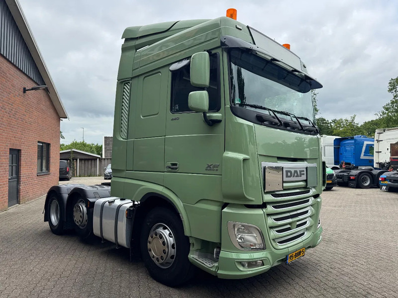 DAF XF 440 6X2 FTG Space Cab Standairco NL truck - Tracteur routier: photos 2 DAF XF 440 6X2 FTG Space Cab Standairco NL truck - Tracteur routier: photos 2