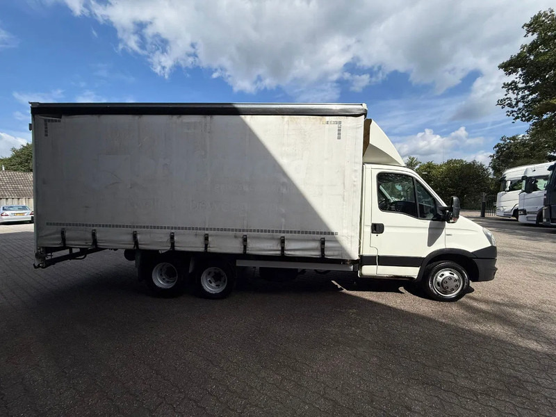 Iveco Daily 40C17 BE Combinatie Veldhuizen schuifzeil opbouw - Tracteur routier: photos 5 Iveco Daily 40C17 BE Combinatie Veldhuizen schuifzeil opbouw - Tracteur routier: photos 5