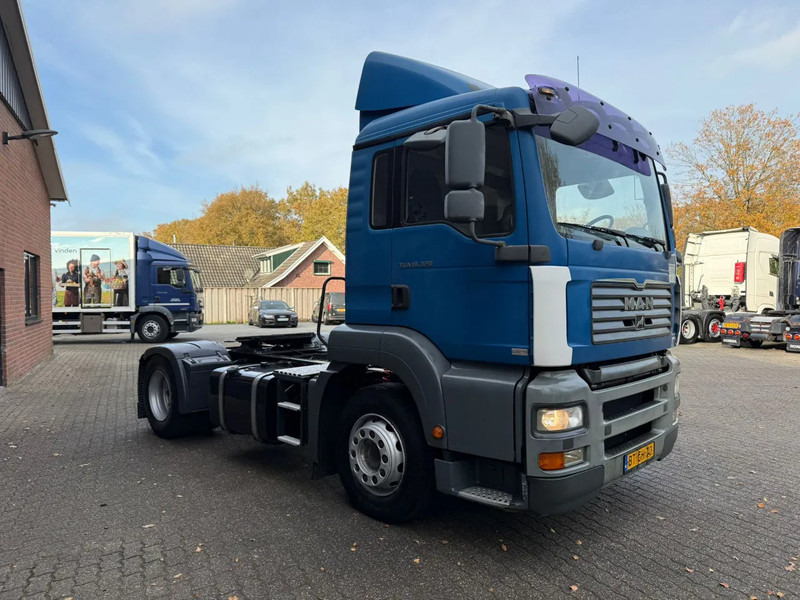 MAN TGA 18.320 Dagcabine 694.410KM NL Truck - Tracteur routier: photos 2 MAN TGA 18.320 Dagcabine 694.410KM NL Truck - Tracteur routier: photos 2