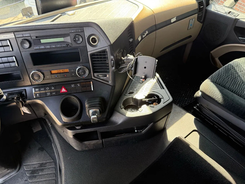 Tracteur routier Mercedes-Benz Actros 1936 4X2 Streamspace Xenon NL Truck: photos 12 Tracteur routier Mercedes-Benz Actros 1936 4X2 Streamspace Xenon NL Truck: photos 12