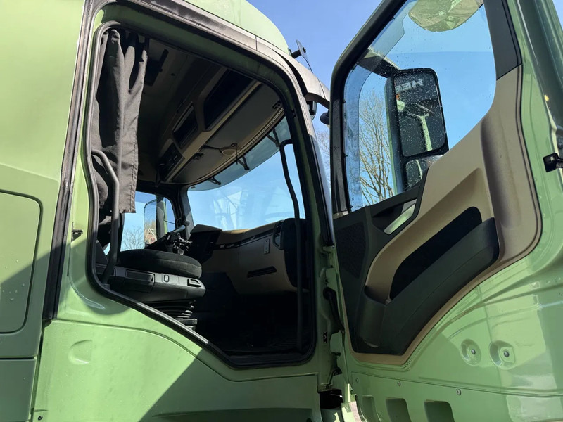 Tracteur routier Mercedes-Benz Actros 1936 4X2 Streamspace Xenon NL Truck: photos 8 Tracteur routier Mercedes-Benz Actros 1936 4X2 Streamspace Xenon NL Truck: photos 8