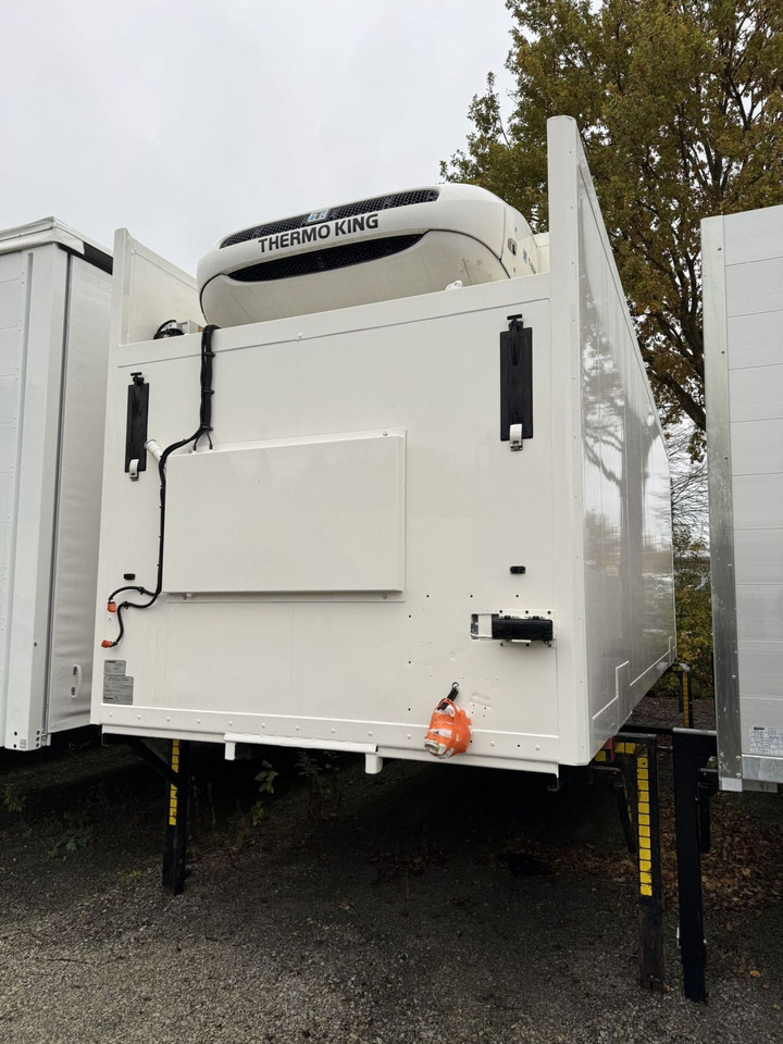 Krone BDF-System 7.45 m, Wartung neu, LACK NEU in weiß - Carrosserie frigorifique: photos 5 Krone BDF-System 7.45 m, Wartung neu, LACK NEU in weiß - Carrosserie frigorifique: photos 5