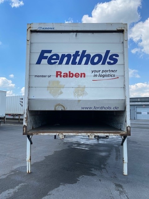 Krone BDF-System, 7.450 mm, Heck Rolltor - Carrosserie fourgon: photos 5 Krone BDF-System, 7.450 mm, Heck Rolltor - Carrosserie fourgon: photos 5