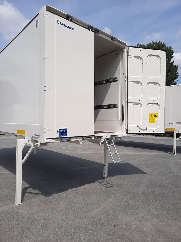 Krone BDF-System, 7.450 mm lang, Dach isoliert - Carrosserie fourgon: photos 4 Krone BDF-System, 7.450 mm lang, Dach isoliert - Carrosserie fourgon: photos 4