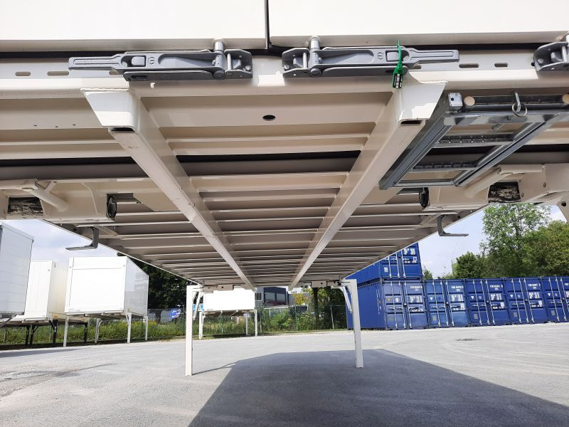 Krone BDF-System, 7.450 mm lang, Dach isoliert - Carrosserie fourgon: photos 5 Krone BDF-System, 7.450 mm lang, Dach isoliert - Carrosserie fourgon: photos 5