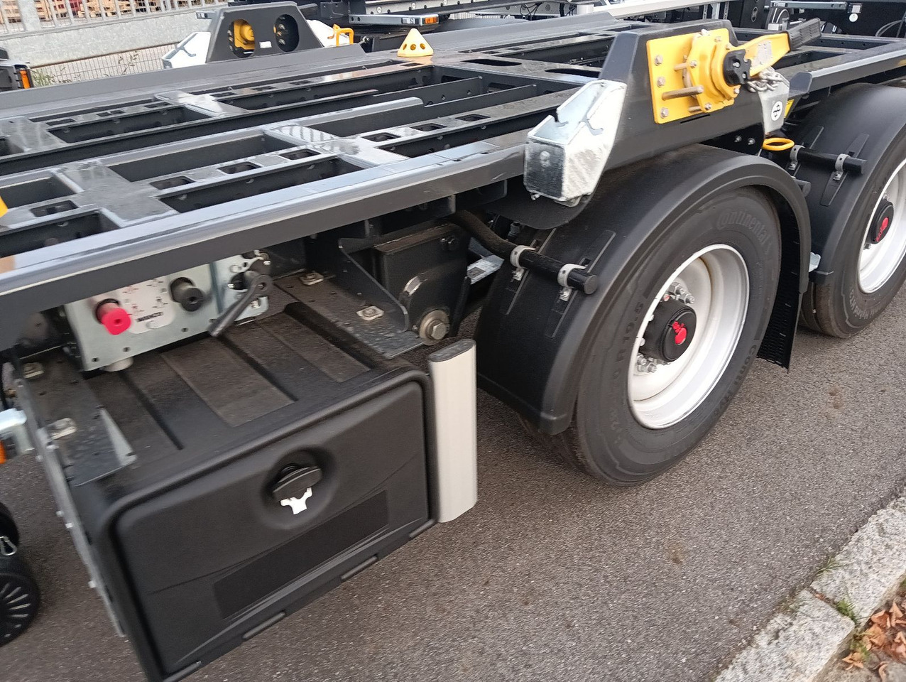 Hüffermann 2-A-MINI-CARRIER SAFETYFIX VERZINKT NEU TOP-PREI - Remorque ampliroll/ Multibenne: photos 2 Hüffermann 2-A-MINI-CARRIER SAFETYFIX VERZINKT NEU TOP-PREI - Remorque ampliroll/ Multibenne: photos 2