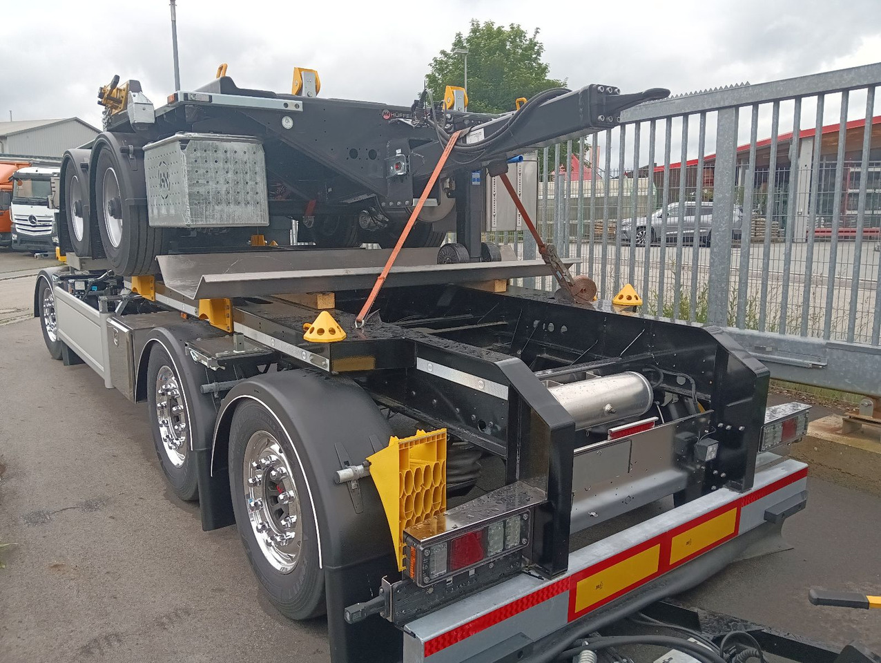 Hüffermann 3-A VARIO-CARRIER SAF NEU VERZINKT LiftAlufelgen - Remorque ampliroll/ Multibenne: photos 4 Hüffermann 3-A VARIO-CARRIER SAF NEU VERZINKT LiftAlufelgen - Remorque ampliroll/ Multibenne: photos 4