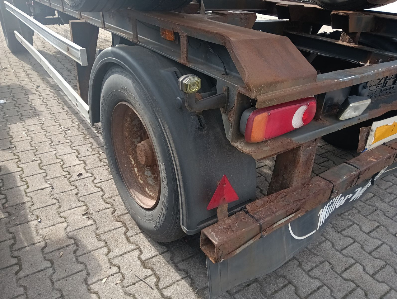 Remorque ampliroll/ Multibenne Müller-Mitteltal RA18 Abrollanhänger 7m BPW Trommel TÜV 5/2025 Müller-Mitteltal RA18 Abrollanhänger 7m BPW Trommel TÜV 5/2025: photos 22 Remorque ampliroll/ Multibenne Müller-Mitteltal RA18 Abrollanhänger 7m BPW Trommel TÜV 5/2025 Müller-Mitteltal RA18 Abrollanhänger 7m BPW Trommel TÜV 5/2025: photos 22