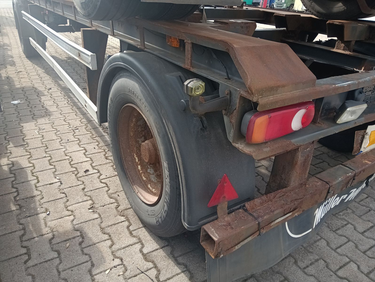 Remorque ampliroll/ Multibenne Müller-Mitteltal RA18 Abrollanhänger 7m BPW Trommel TÜV 5/2025 Müller-Mitteltal RA18 Abrollanhänger 7m BPW Trommel TÜV 5/2025: photos 6 Remorque ampliroll/ Multibenne Müller-Mitteltal RA18 Abrollanhänger 7m BPW Trommel TÜV 5/2025 Müller-Mitteltal RA18 Abrollanhänger 7m BPW Trommel TÜV 5/2025: photos 6