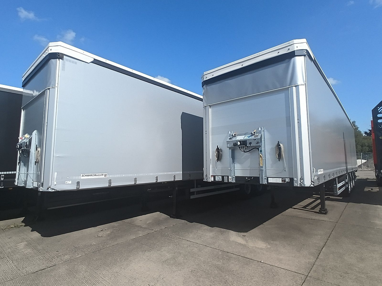 Schwarzmüller ASSE STERZANTE, TETTUCIO APRIBILE HUBDACH LENKAC - Semi-remorque rideaux coulissants: photos 1 Schwarzmüller ASSE STERZANTE, TETTUCIO APRIBILE HUBDACH LENKAC - Semi-remorque rideaux coulissants: photos 1