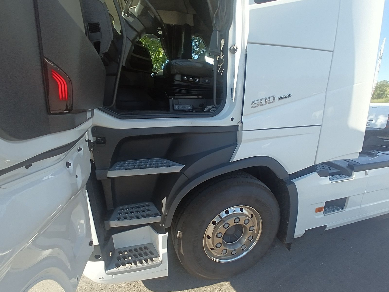 Volvo FH 500 4x2T Globe RETARDER FullOption Air/Air - Tracteur routier: photos 5 Volvo FH 500 4x2T Globe RETARDER FullOption Air/Air - Tracteur routier: photos 5