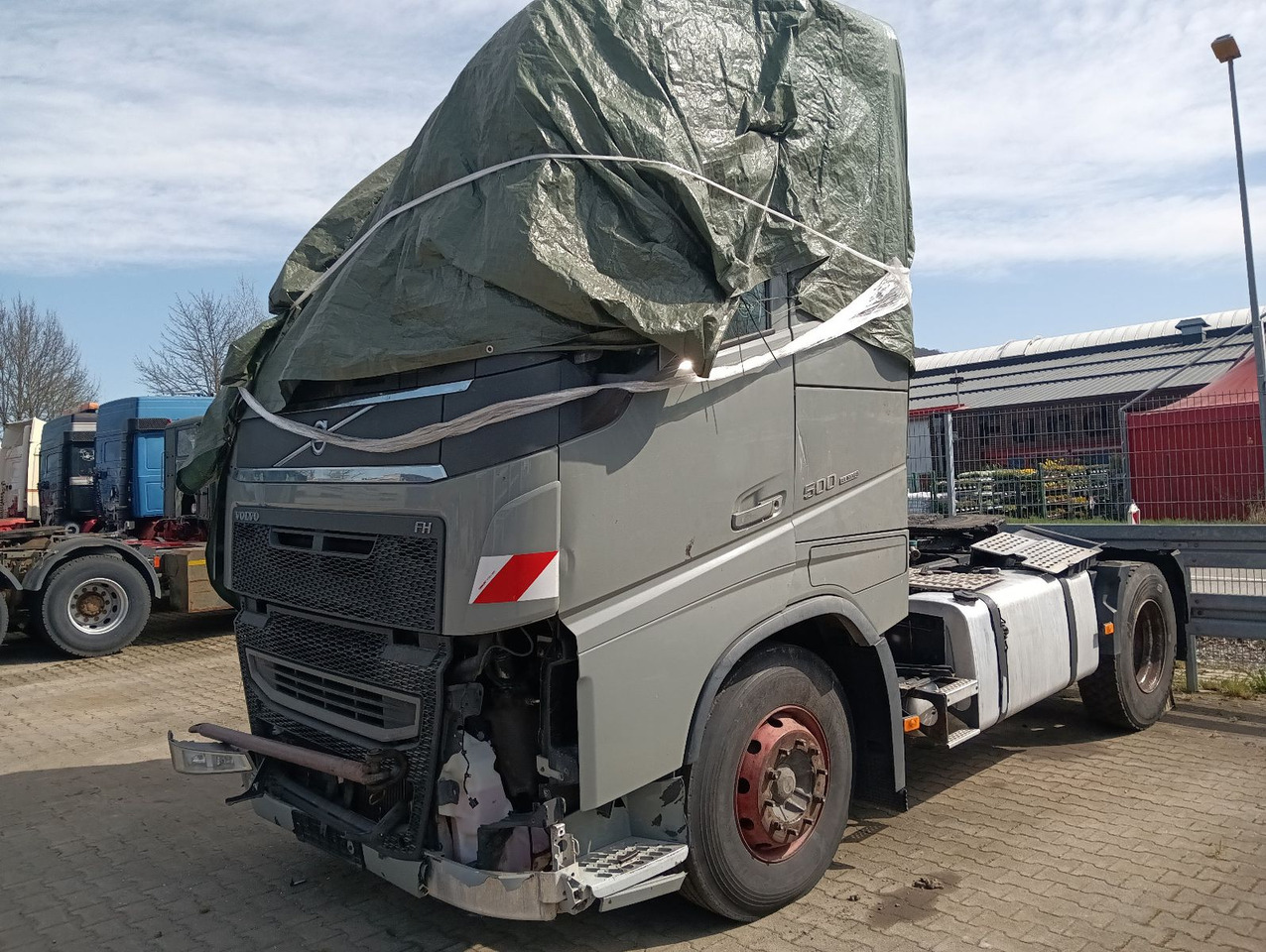 Volvo FH 500 Globe CRAWLER Hydr.,Luft/Luft Motor läuft - Tracteur routier: photos 1 Volvo FH 500 Globe CRAWLER Hydr.,Luft/Luft Motor läuft - Tracteur routier: photos 1