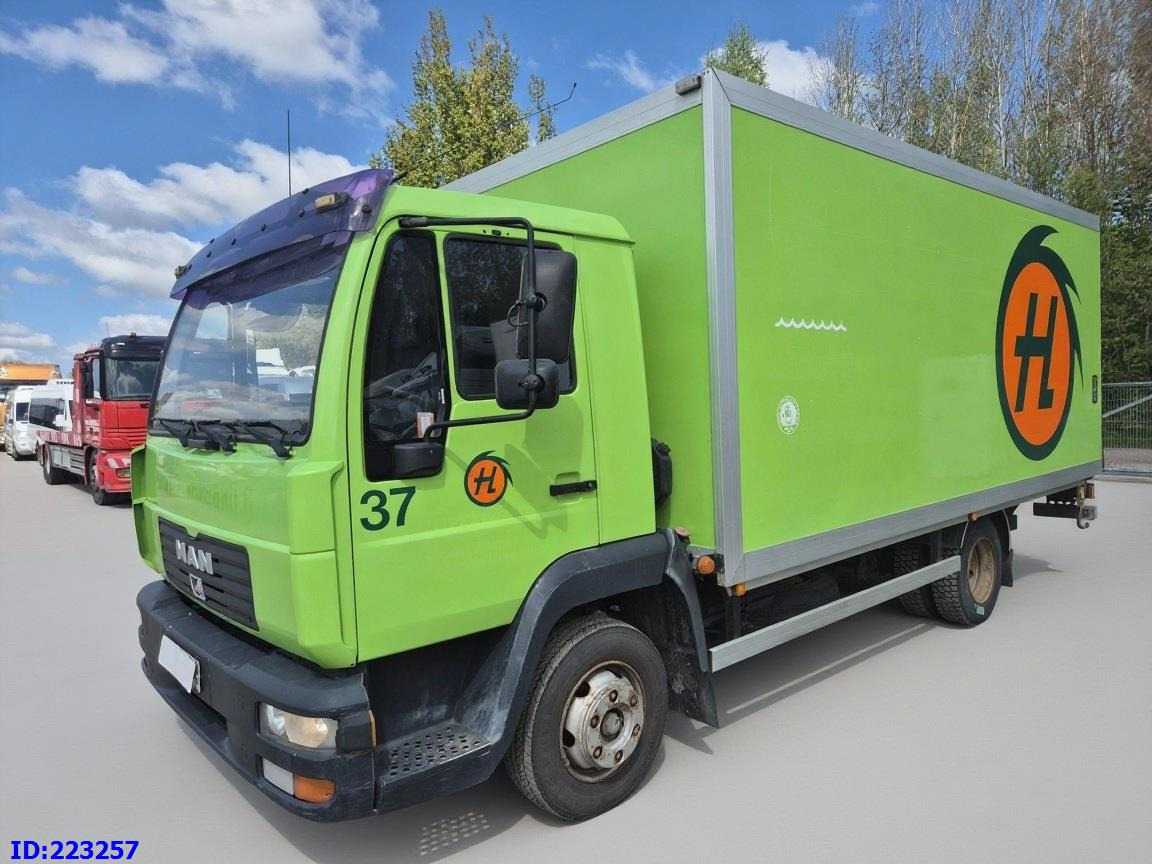 MAN LE 8.150 Manual 139tkm ONLY - Camion fourgon: photos 1 MAN LE 8.150 Manual 139tkm ONLY - Camion fourgon: photos 1