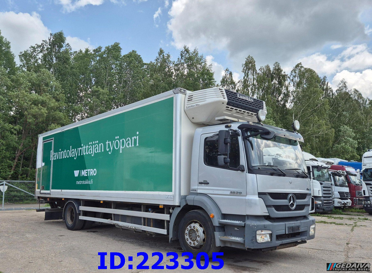 MERCEDES-BENZ Axor 1829 Euro5 Manual + Tail lift - Camion frigorifique: photos 4 MERCEDES-BENZ Axor 1829 Euro5 Manual + Tail lift - Camion frigorifique: photos 4