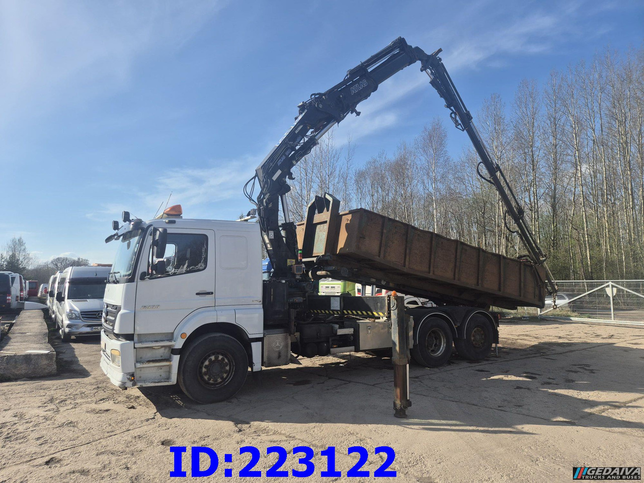 MERCEDES-BENZ Axor 2533 6x2 + Atlas 332.3E Crane - Camion benne: photos 1 MERCEDES-BENZ Axor 2533 6x2 + Atlas 332.3E Crane - Camion benne: photos 1