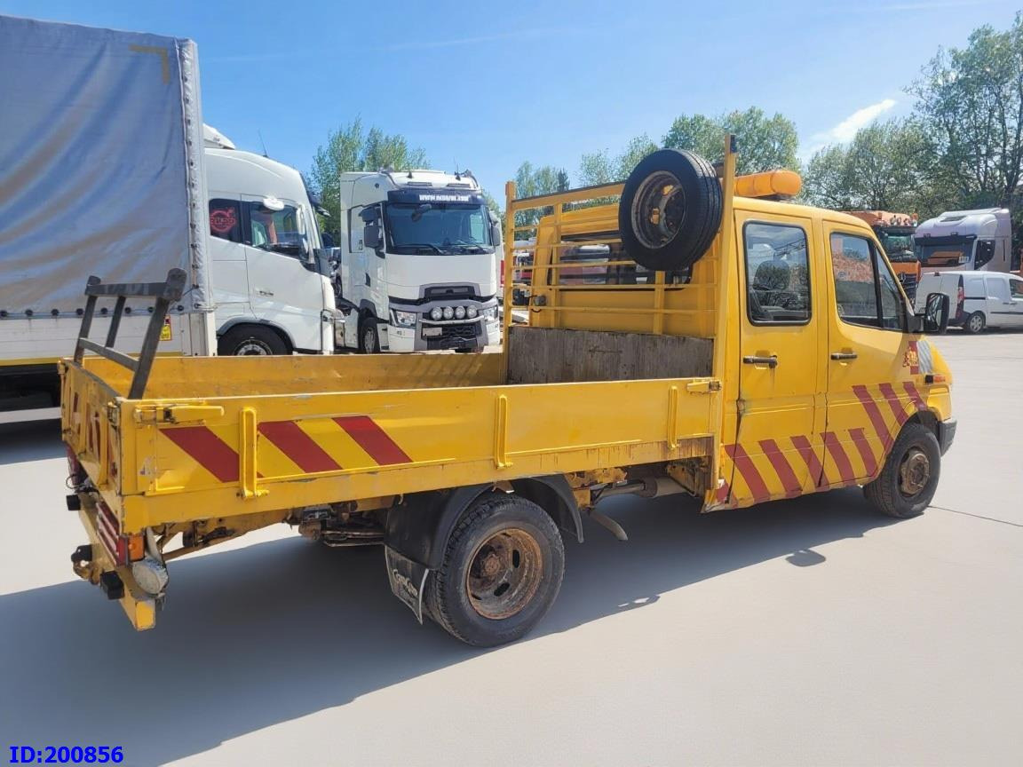 MERCEDES-BENZ Sprinter 408D - 5 Seater - Camion plateau: photos 5 MERCEDES-BENZ Sprinter 408D - 5 Seater - Camion plateau: photos 5