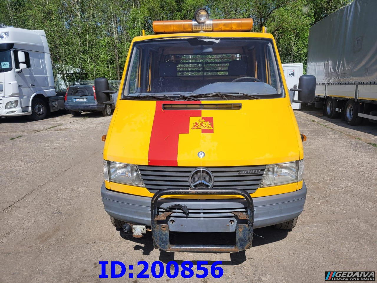 MERCEDES-BENZ Sprinter 408D - 5 Seater - Camion plateau: photos 2 MERCEDES-BENZ Sprinter 408D - 5 Seater - Camion plateau: photos 2