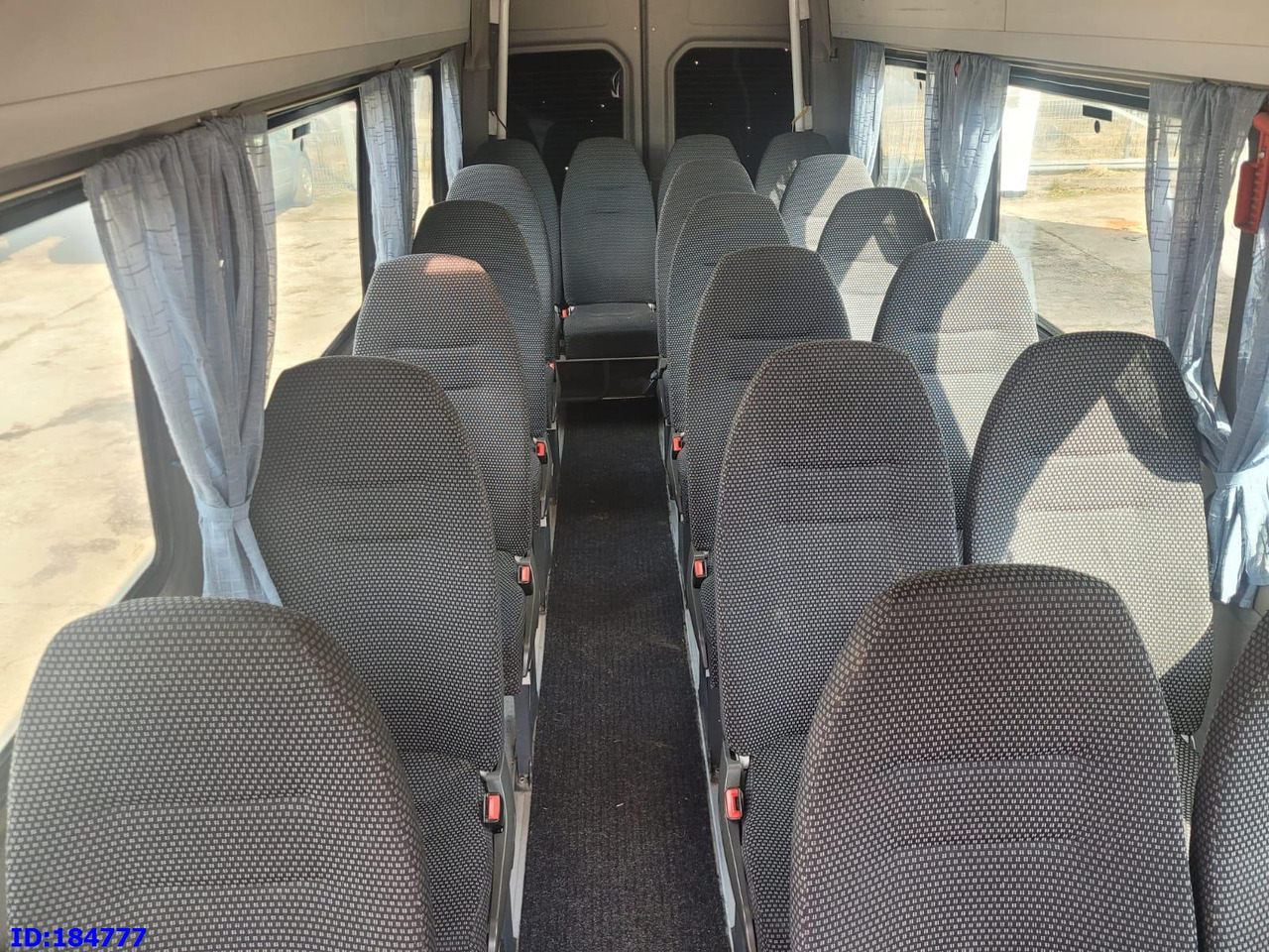 Autocar MERCEDES-BENZ Sprinter 515 Transfer 20-seater: photos 18