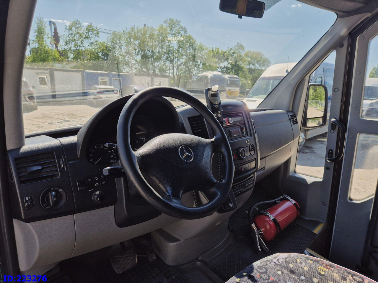 Autocar MERCEDES-BENZ Sprinter 516 - VIP - 23 Places: photos 8