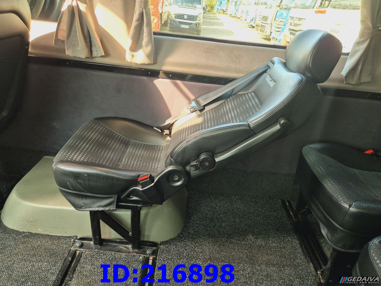 Autocar MERCEDES-BENZ Sprinter 516 - VIP - Tamlans  16-seater: photos 24
