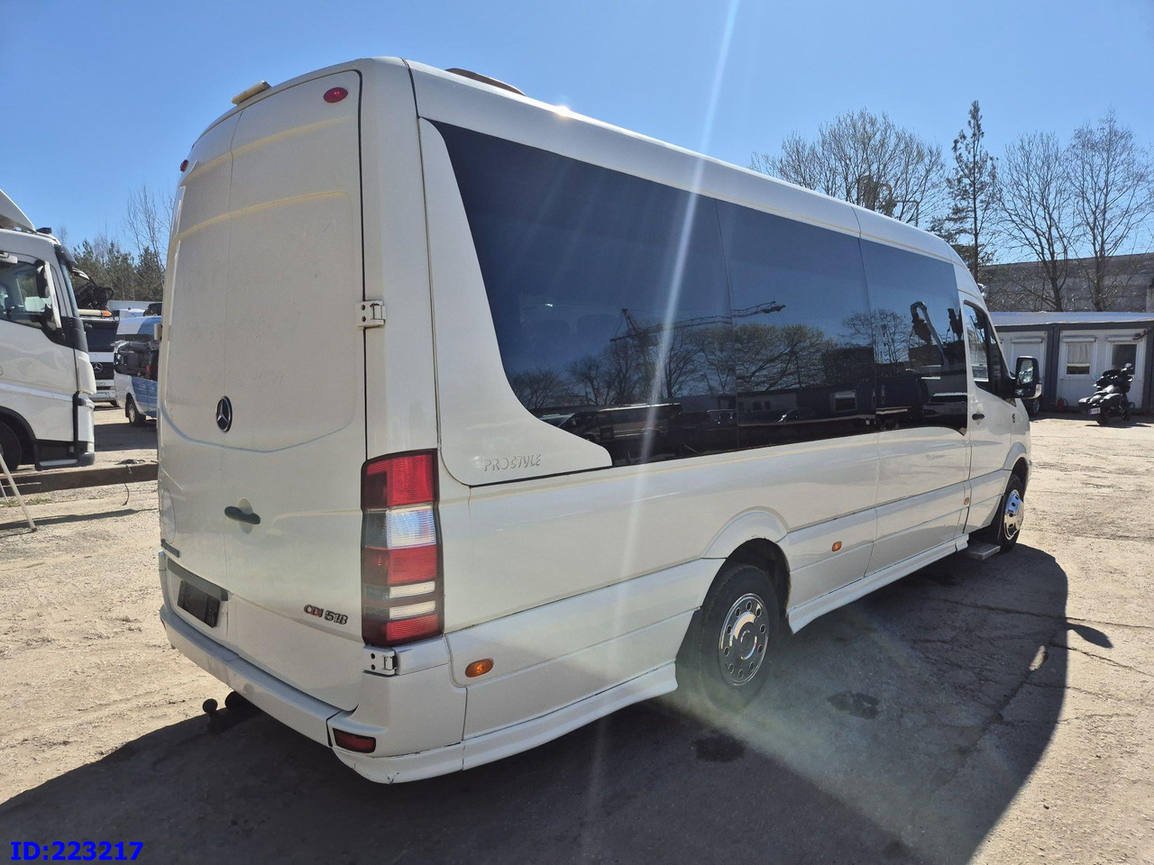 MERCEDES-BENZ Sprinter 518 VIP Prostyle 17-Place (Motor defekt) - Autocar: photos 4 MERCEDES-BENZ Sprinter 518 VIP Prostyle 17-Place (Motor defekt) - Autocar: photos 4