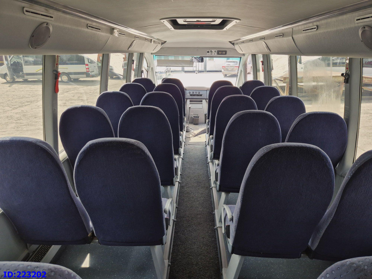 Minibus, Autocar MERCEDES-BENZ Sunrider 818D Vario 33 - Seater: photos 16 Minibus, Autocar MERCEDES-BENZ Sunrider 818D Vario 33 - Seater: photos 16